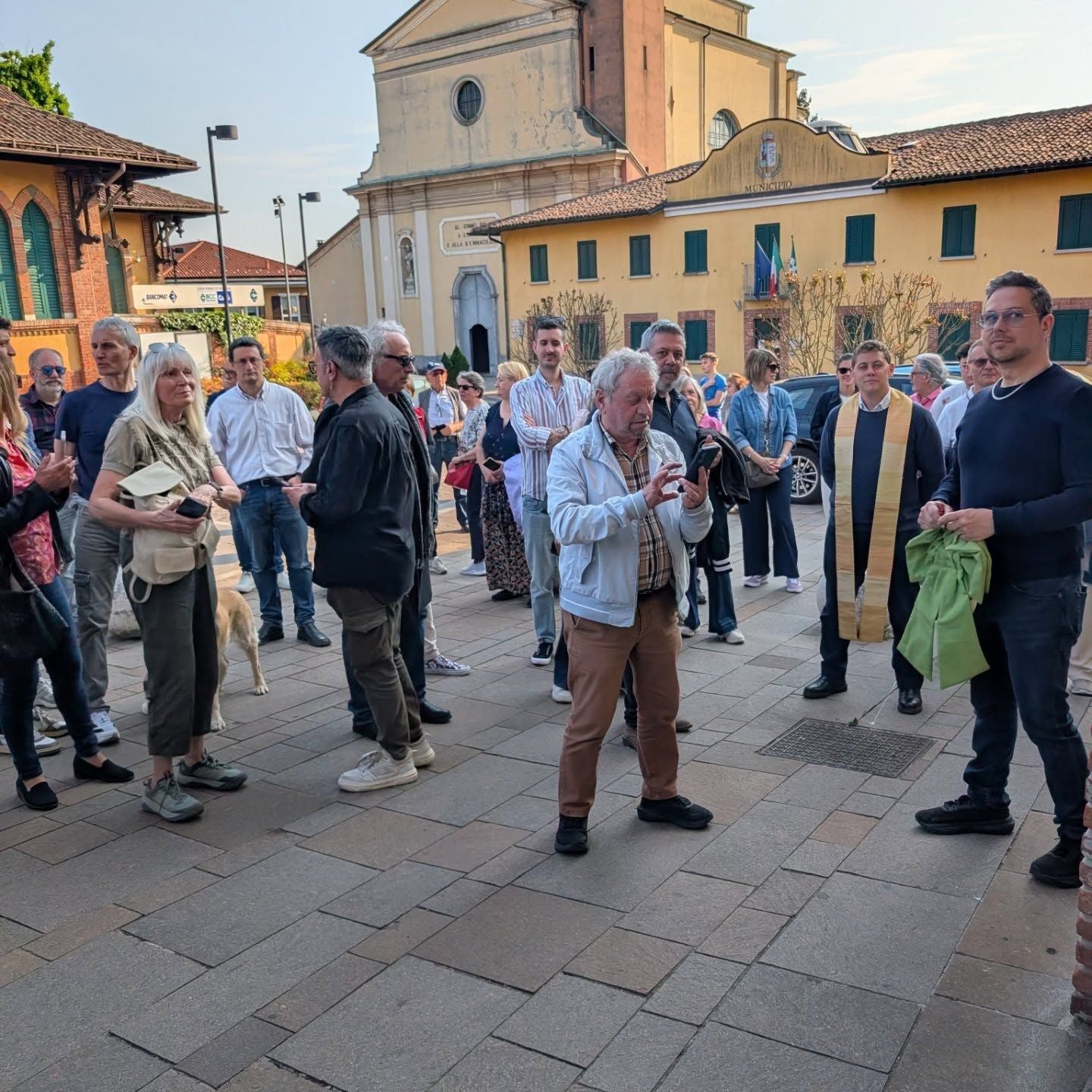 Carimate, piazza del borgo storico